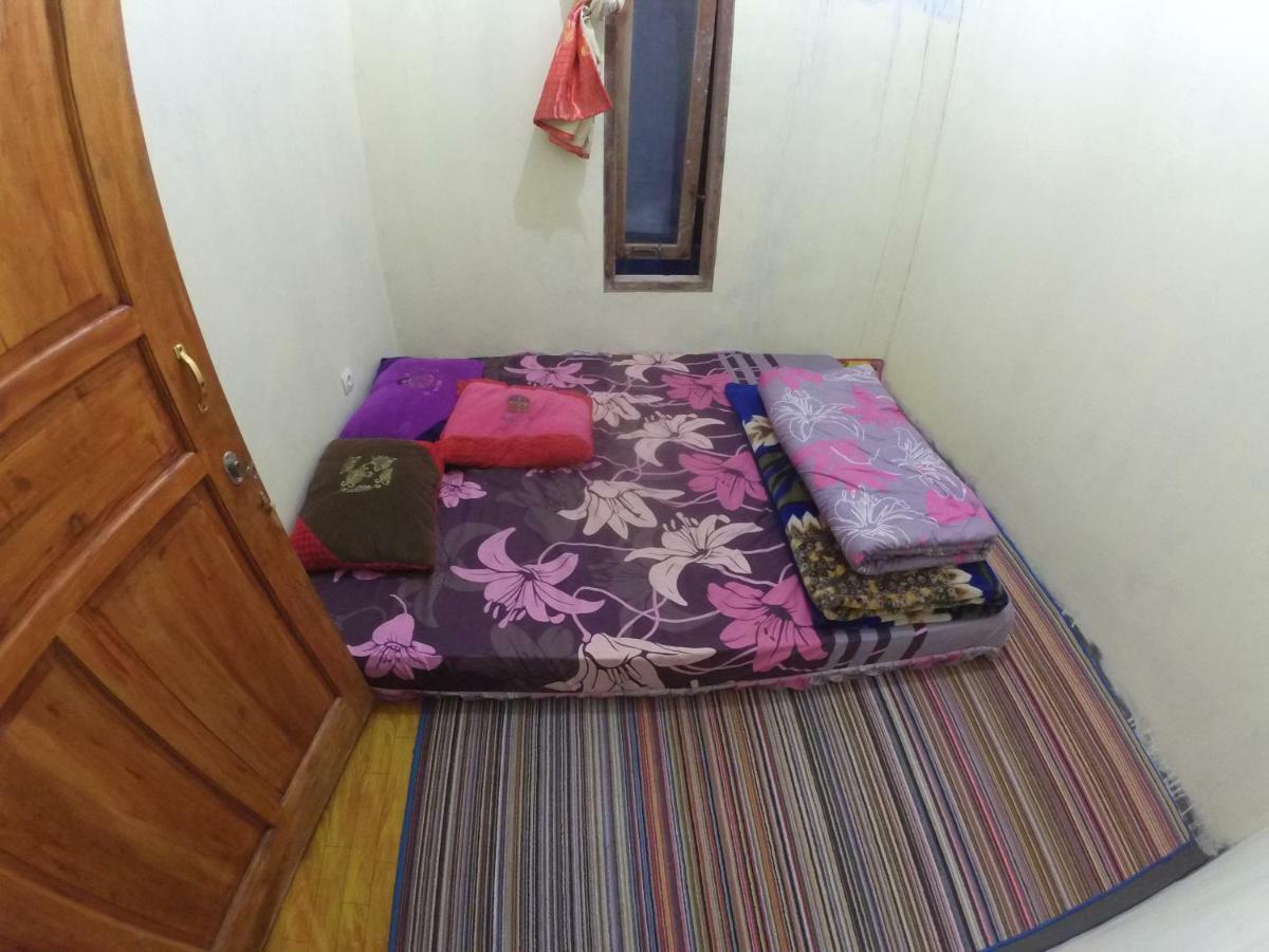 Homestay Agriya Lubis Banjarnegara Exterior photo